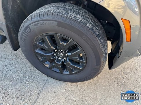 Used 2023 Nissan Frontier SV w/ Tow Package image 14