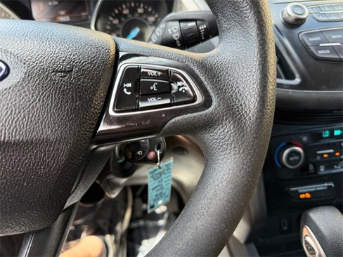 Used 2018 Ford Escape SE image 22