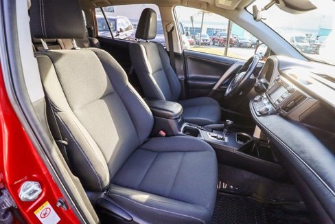 Used 2018 Toyota RAV4 XLE image 26