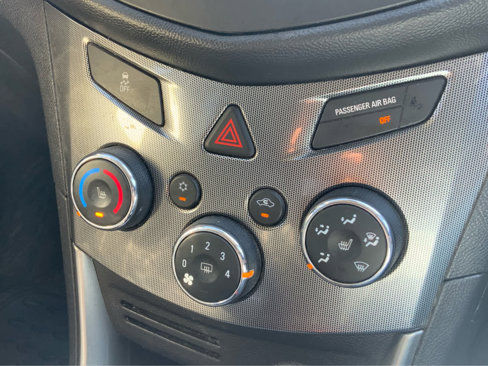 Used 2016 Chevrolet Trax LTZ image 43
