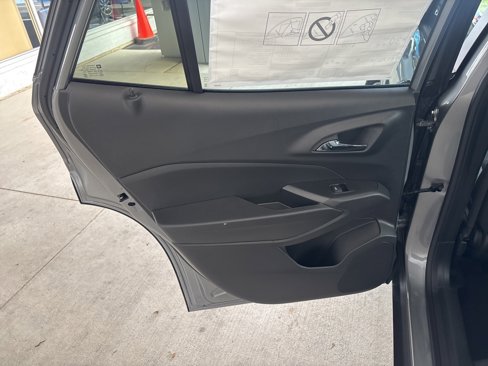 New 2025 Chevrolet Trax LS w/ LS Convenience Package image 22