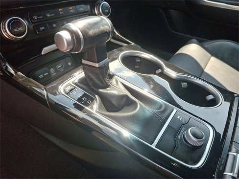 Used 2020 Kia Stinger GT-Line image 14