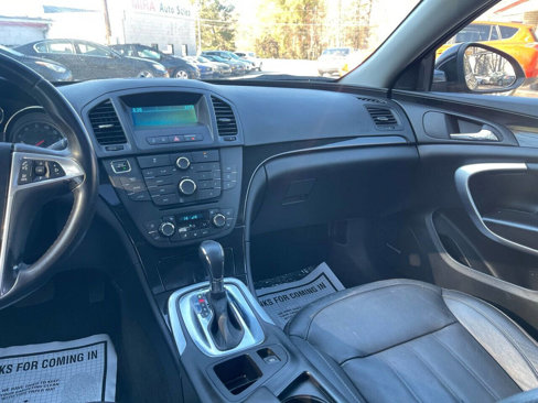 Used 2012 Buick Regal Premium image 32