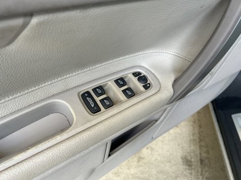 Used 2007 Volvo C70 T5 image 26