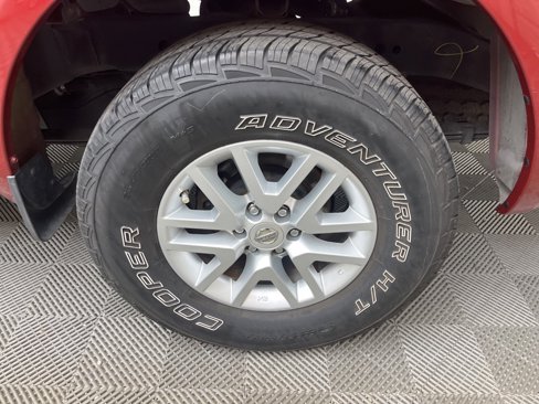 Used 2015 Nissan Frontier SV w/ SV Value Truck Package image 15