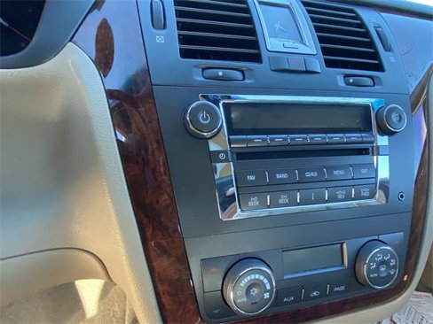 Used 2007 Cadillac DTS Luxury I image 6