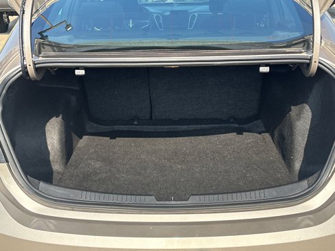 Used 2023 Chevrolet Malibu LT image 22