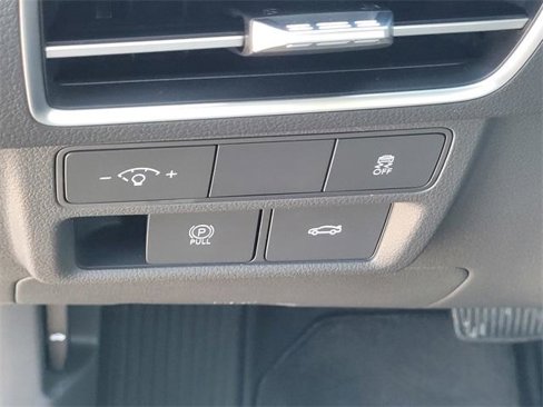 Used 2024 Hyundai Sonata SEL image 17