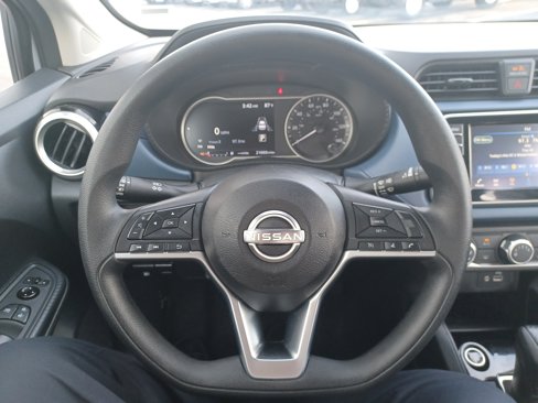 Used 2024 Nissan Versa SV w/ Trunk Package image 21