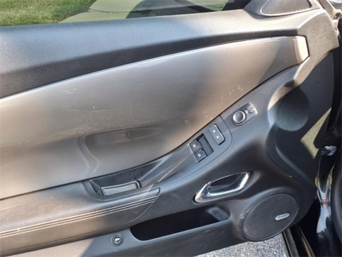 Used 2015 Chevrolet Camaro LT image 10