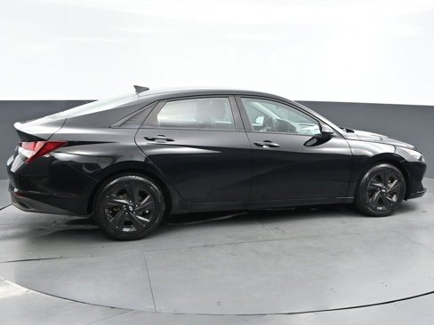 Used 2021 Hyundai Elantra SEL image 8