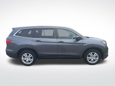 Used 2016 Honda Pilot LX image 2