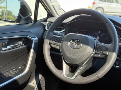 Used 2023 Toyota RAV4 XLE Premium image 13
