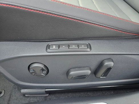 New 2025 Volkswagen Jetta GLI Autobahn image 27