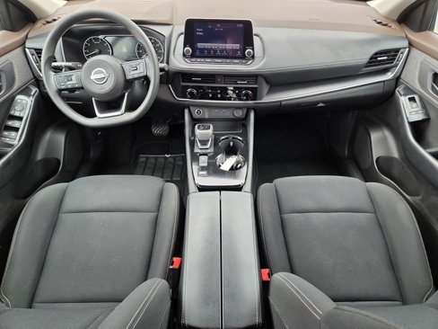 Used 2023 Nissan Rogue S image 14