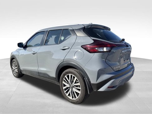 Used 2023 Nissan Kicks SV image 6