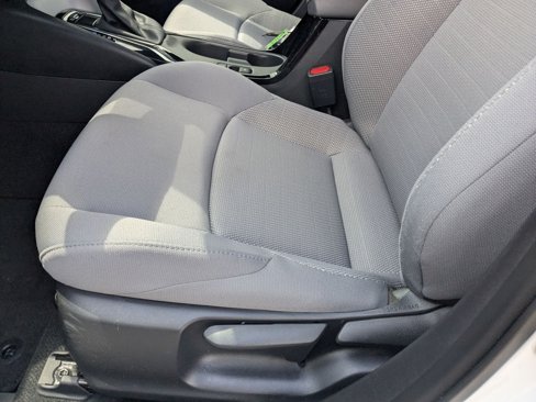 Used 2024 Toyota Corolla SE image 15