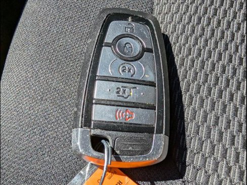 Used 2019 Ford Explorer XLT w/ Equipment Group 201A image 18