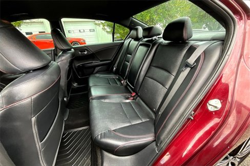 Used 2017 Honda Accord Sport Special Edition image 27