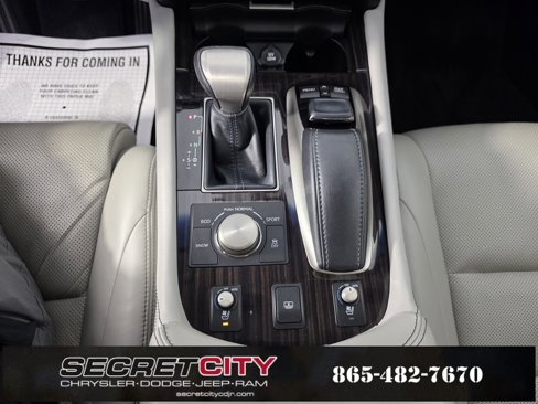 Used 2015 Lexus LS 460 AWD image 24
