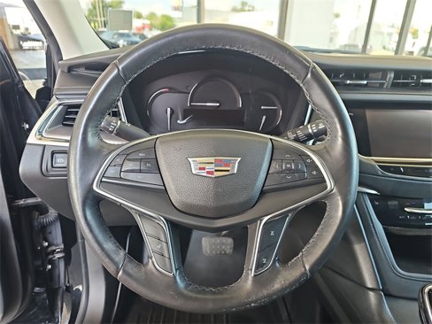 Used 2017 Cadillac XT5 Luxury image 20