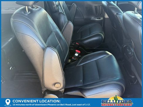 Used 2019 Toyota Sienna SE image 13