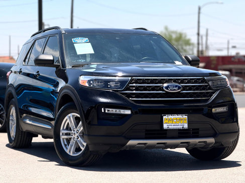 Used 2020 Ford Explorer XLT w/ Equipment Group 202A image 2