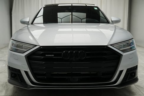Used 2021 Audi A8 L 3.0T w/ Executive Plus Package image 3