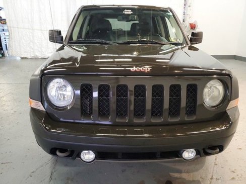 Used 2016 Jeep Patriot 75th Anniversary w/ Power Value Group image 9