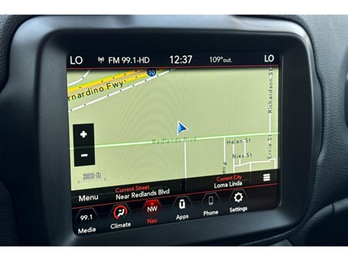 Used 2022 Jeep Renegade Latitude image 40