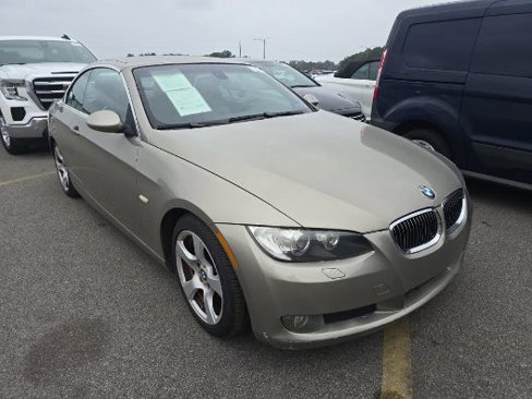 Used 2007 BMW 328i Convertible image 1