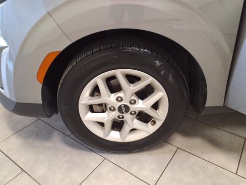 Used 2023 Kia Soul LX w/ Option Group 015 image 27