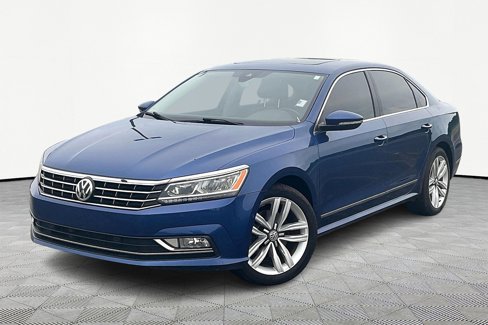 Used 2017 Volkswagen Passat 1.8T SEL Premium image 2