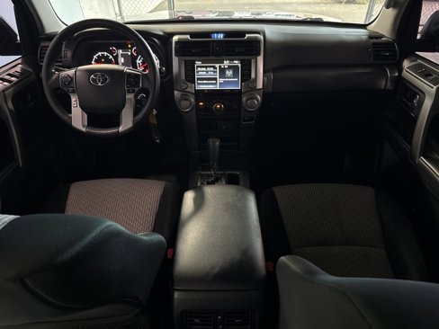 Used 2020 Toyota 4Runner SR5 image 29