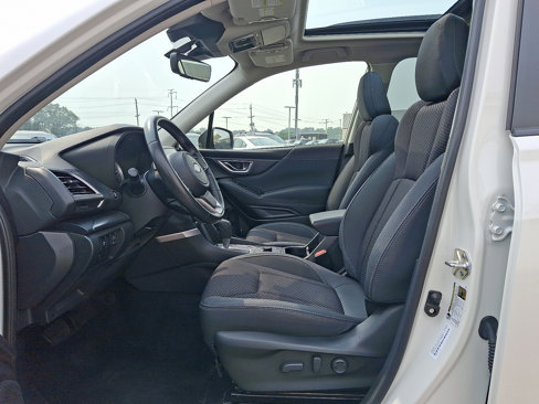 Certified 2023 Subaru Forester Premium image 13