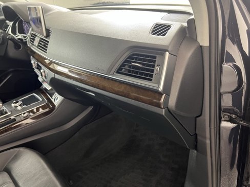 Used 2019 Audi Q5 2.0T Premium Plus image 23