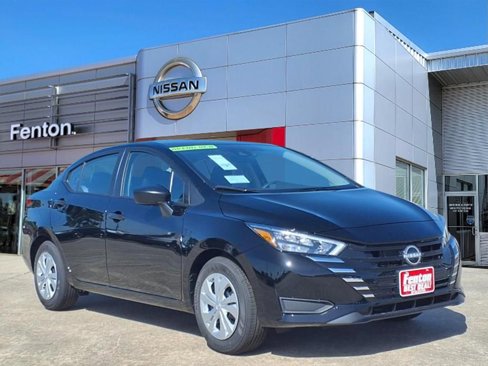 New 2025 Nissan Versa S w/ Trunk Package image 1