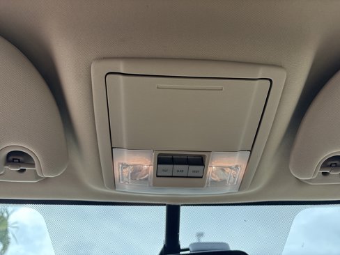 Used 2009 Lincoln Navigator 4WD image 40