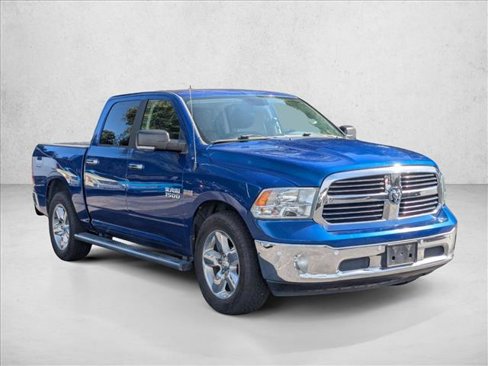 Used 2015 RAM 1500 Lone Star image 3