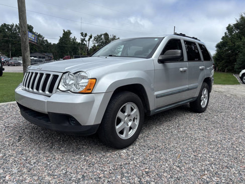 Used 2009 Jeep Grand Cherokee Laredo w/ Sun/Sound Group image 3
