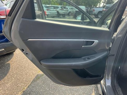 Used 2022 Hyundai Sonata SEL w/ Convenience Package image 13