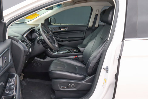 Used 2017 Ford Edge Titanium w/ Technology Package image 7