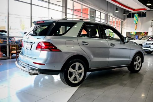 Used 2017 Mercedes-Benz GLE 350 4MATIC image 4