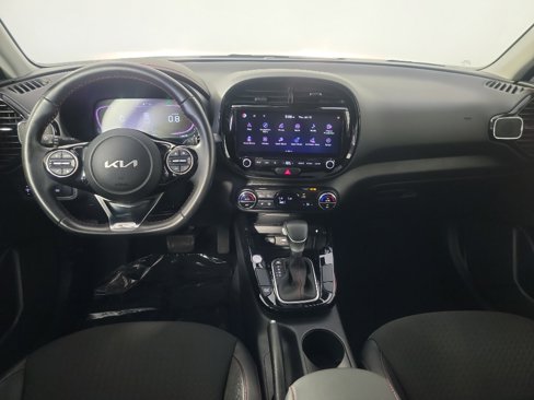 Certified 2023 Kia Soul GT-Line image 23