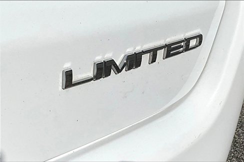Used 2022 Jeep Compass Limited image 23