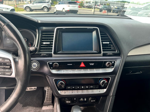 Used 2019 Hyundai Sonata Sport w/ Cargo Package image 22