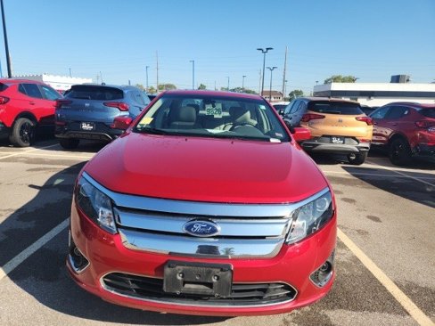 Used 2012 Ford Fusion SEL image 2
