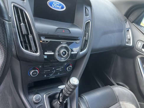 Used 2016 Ford Focus ST w/ Equipment Group 401A image 14