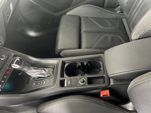 Certified 2022 Audi Q3 2.0T Premium Plus w/ Premium Plus Package image 17