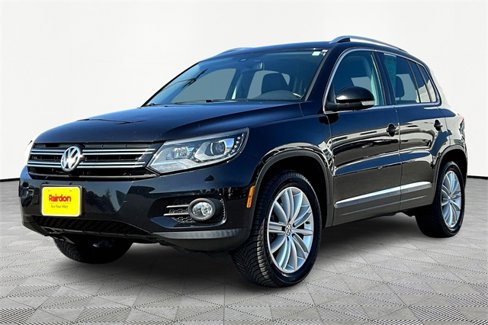 Used 2016 Volkswagen Tiguan SE image 2